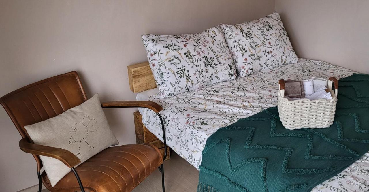 Hotel Oddih Pr Toniqu Most na Soči Esterno foto